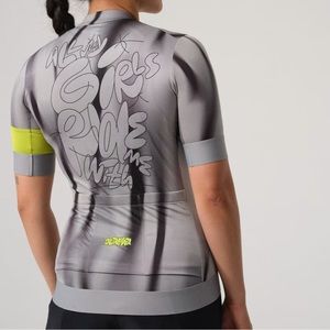 Rapha Women’s 100 Pro Team Training Jersey Zuzanna Rogatty 🚴‍♀️✨